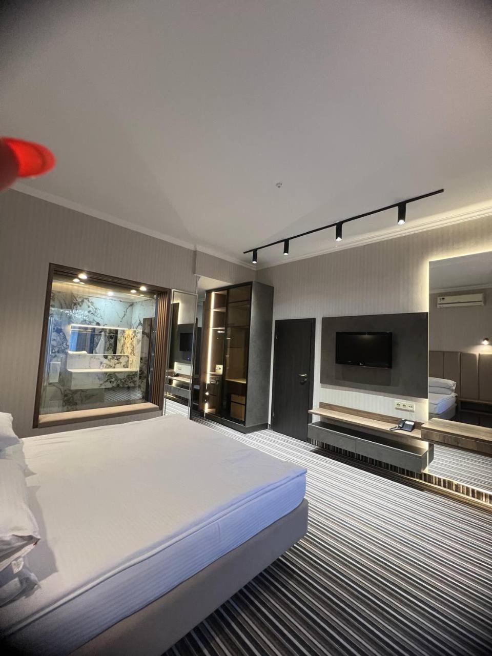 Sapar Standart Hotel Shymkent Exterior foto