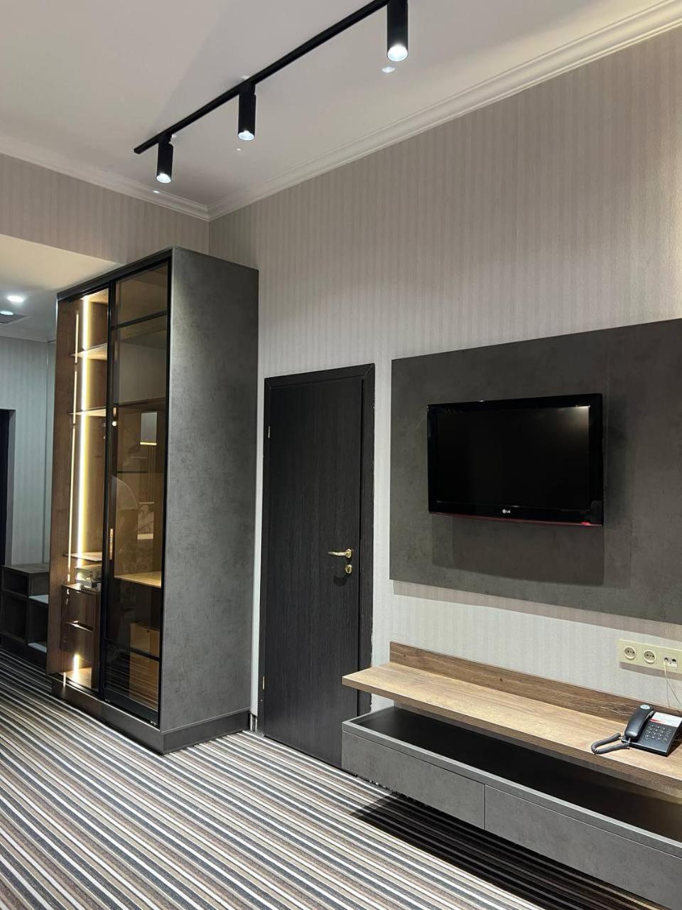 Sapar Standart Hotel Shymkent Exterior foto