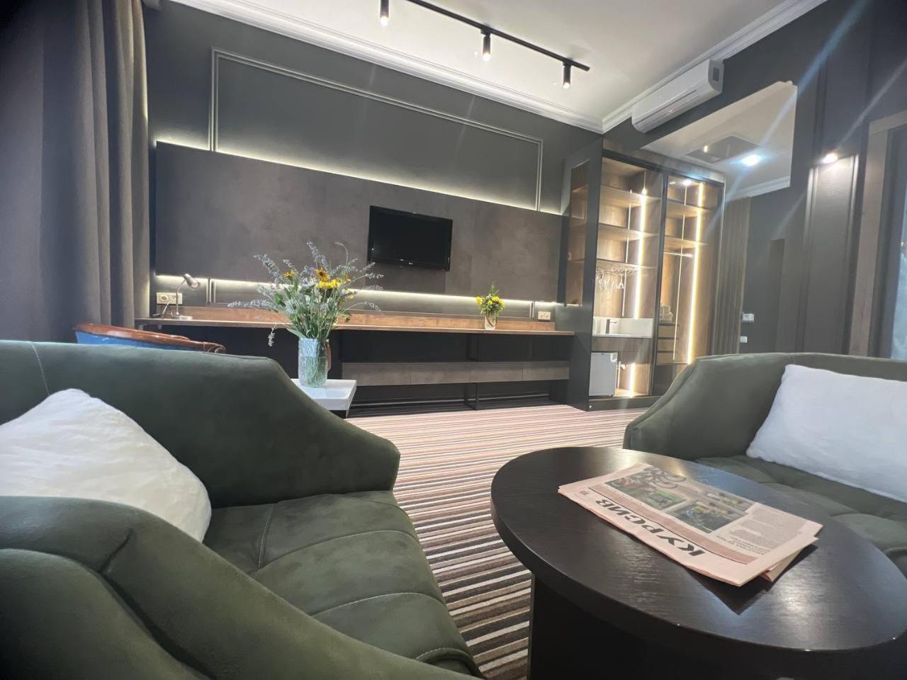 Sapar Standart Hotel Shymkent Exterior foto
