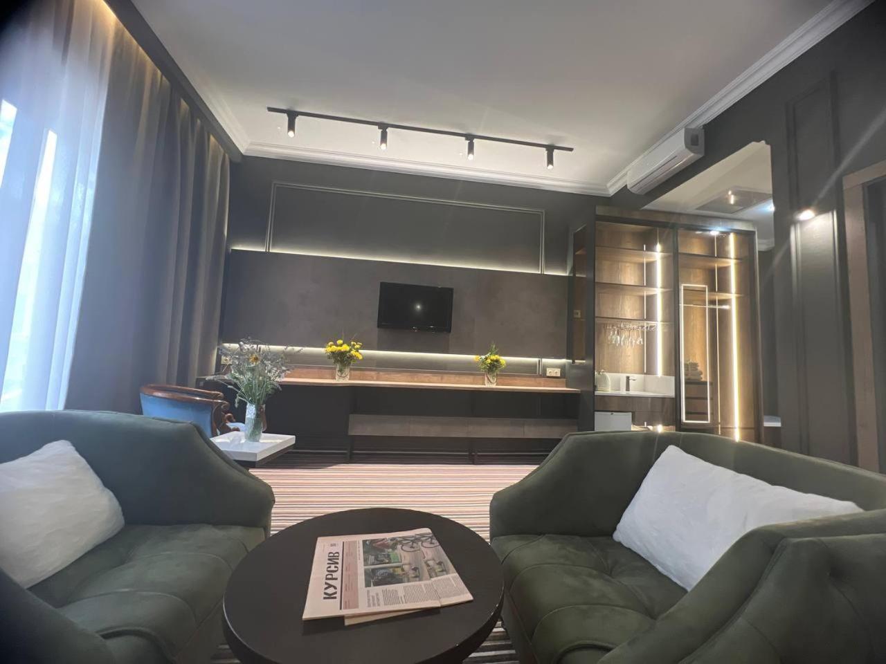 Sapar Standart Hotel Shymkent Exterior foto