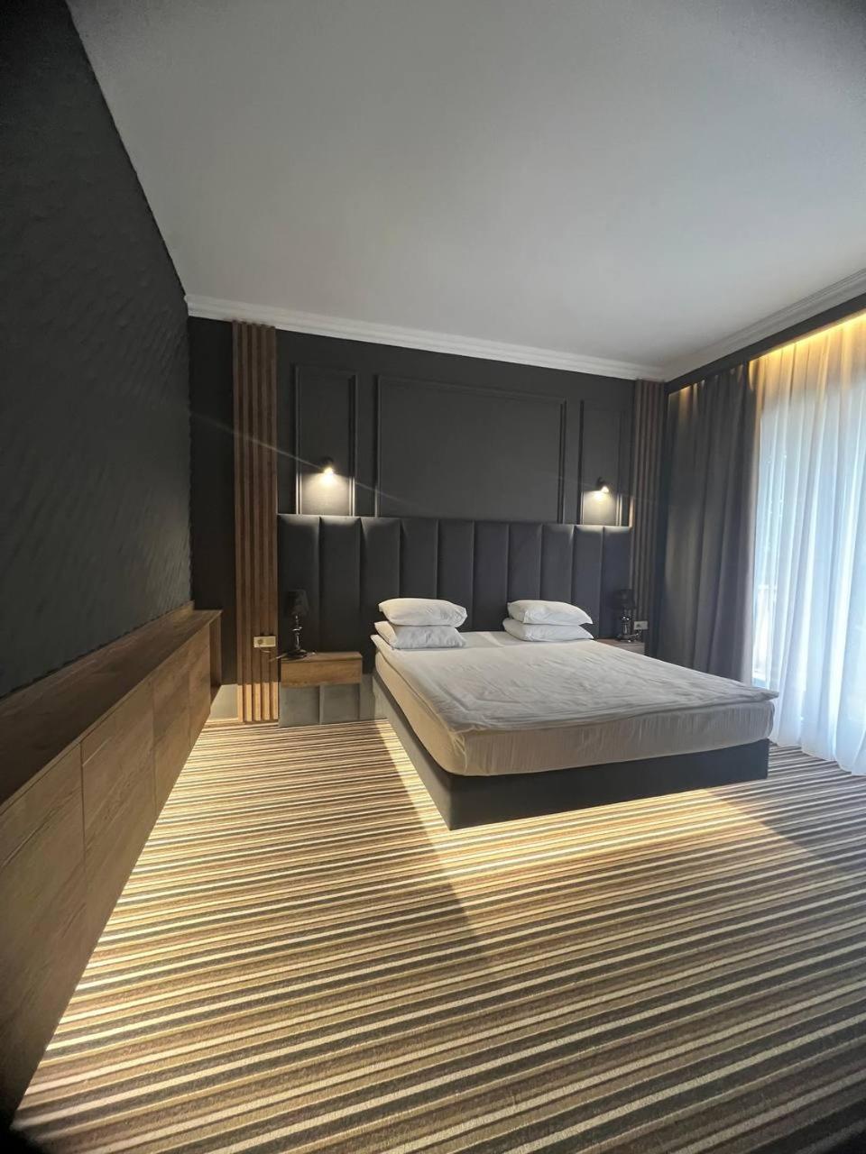 Sapar Standart Hotel Shymkent Exterior foto