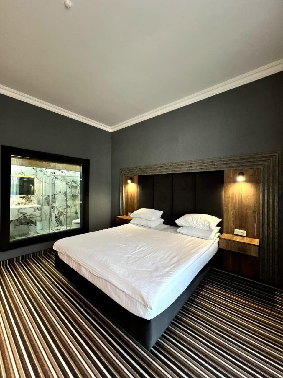 Sapar Standart Hotel Shymkent Exterior foto